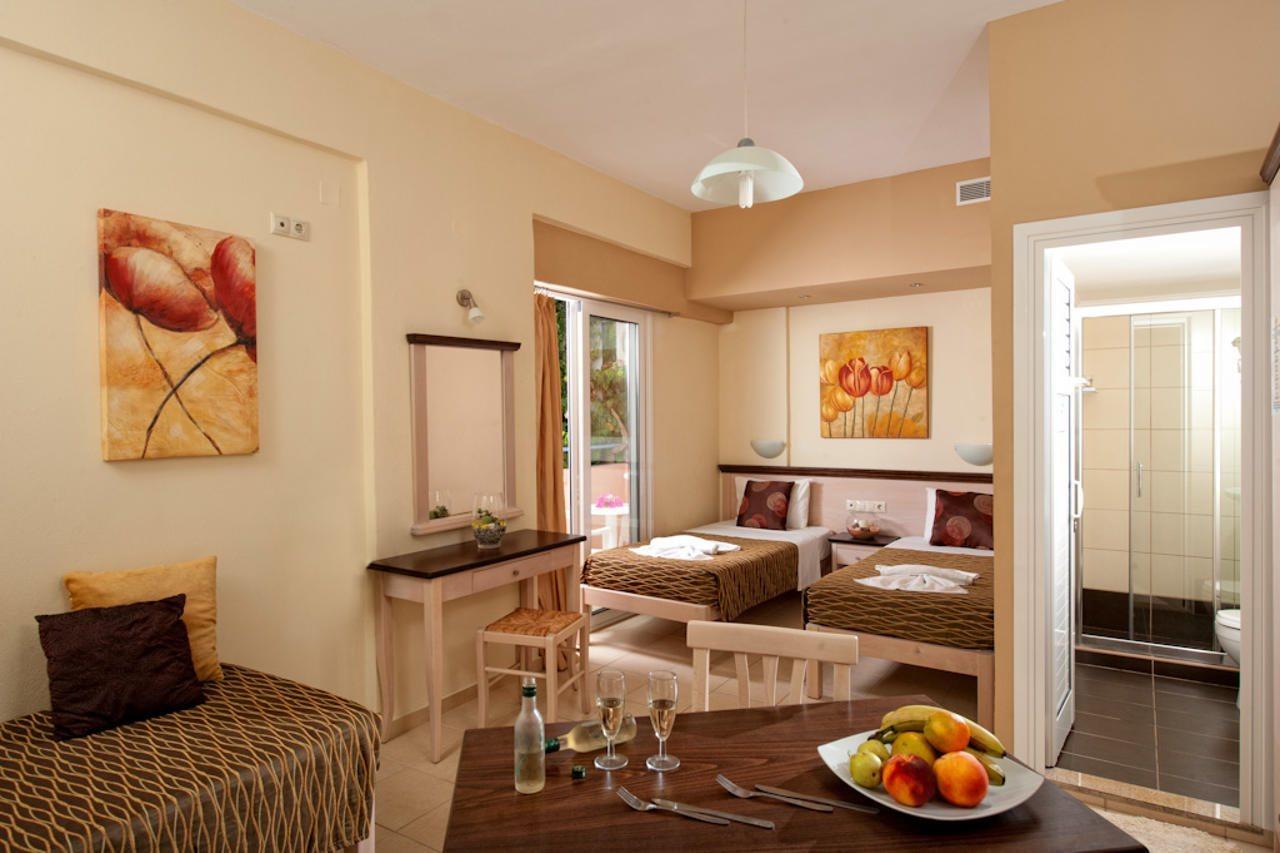 Kastro Beach Apartments Malia Eksteriør billede