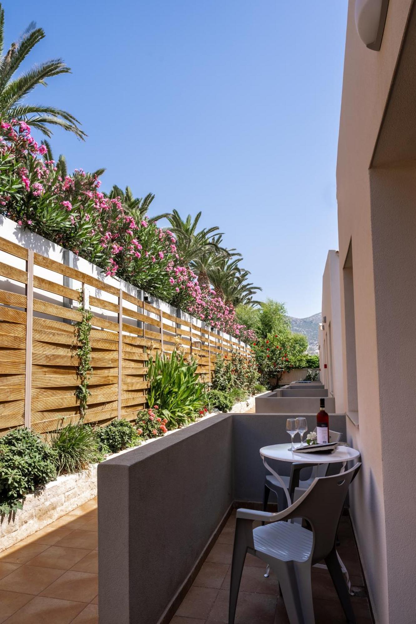 Kastro Beach Apartments Malia Eksteriør billede